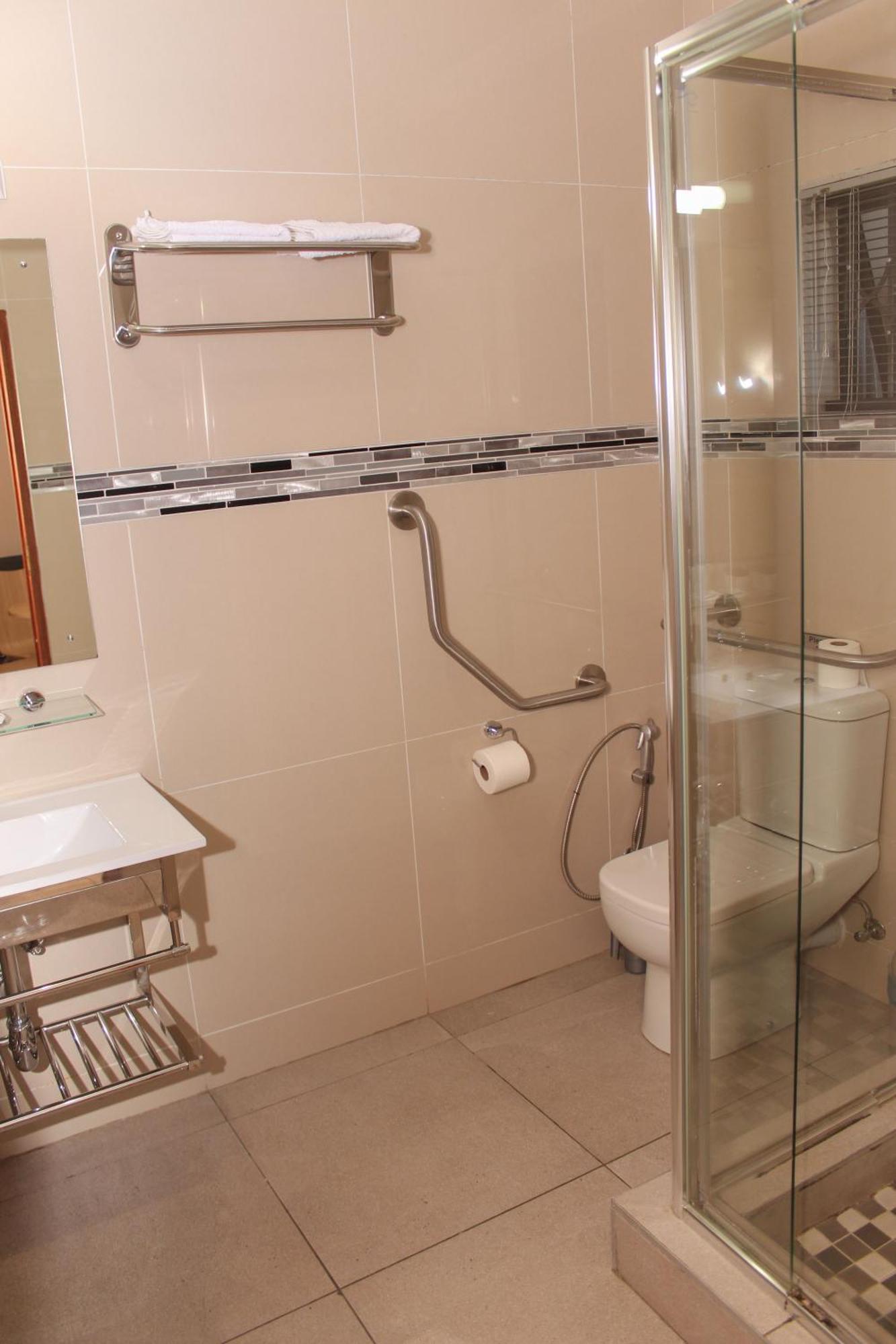 Aqua Stone Guest House Mbombela Exterior photo